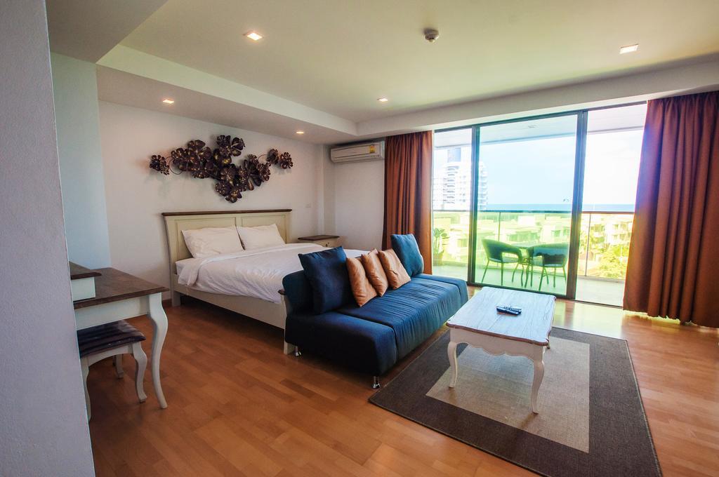 Rocco Hua Hin Beach Seaview Extérieur photo